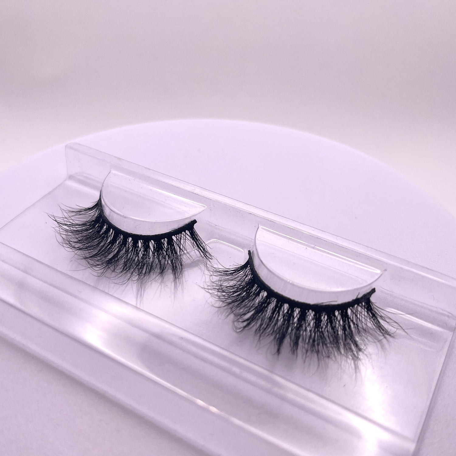 Varying from 15-18mm, the lashes from this collection will have everyone thinking you're au natural!