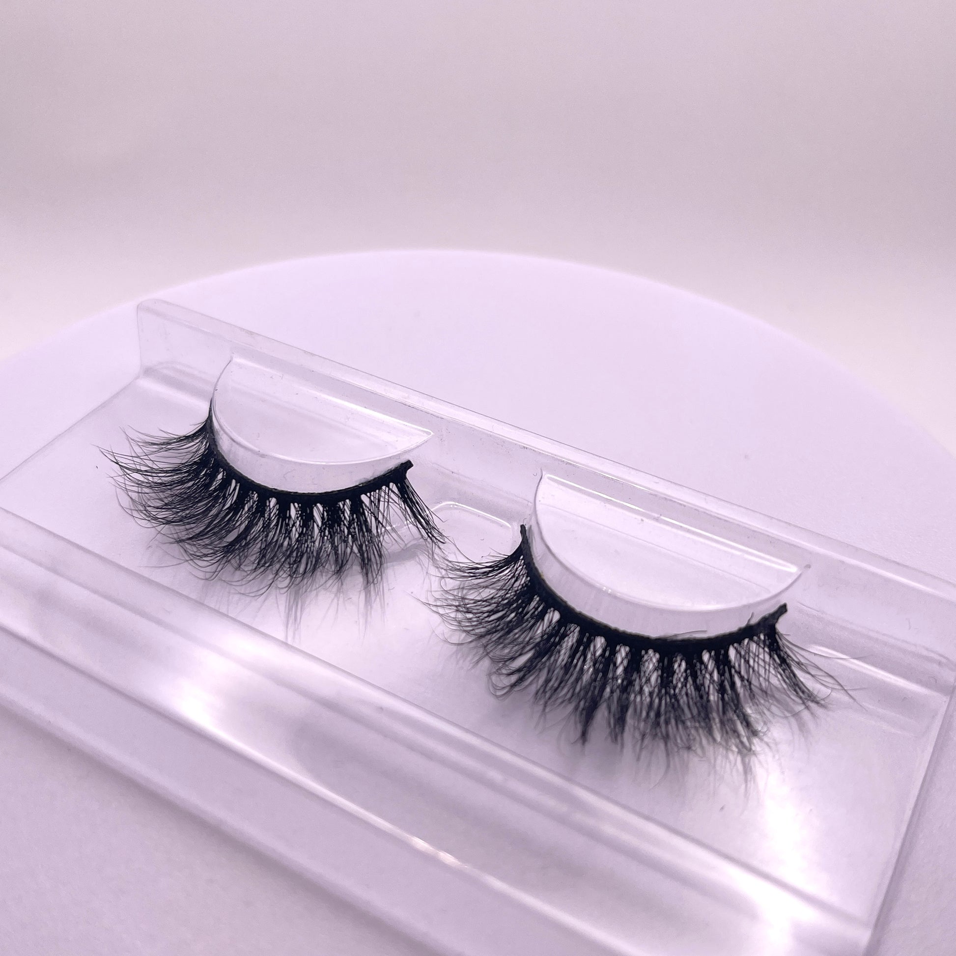 These Teirrah Seinek 20mm Opulence luxury mink lashes provide a gorgeous look and comfortable wear. These lashes are easy to apply and add length, volume, and thickness to your lash look, and are undetectable, blending in with your natural lash line.  Lash Length: 20mm Full Strip Lashes&nbsp;