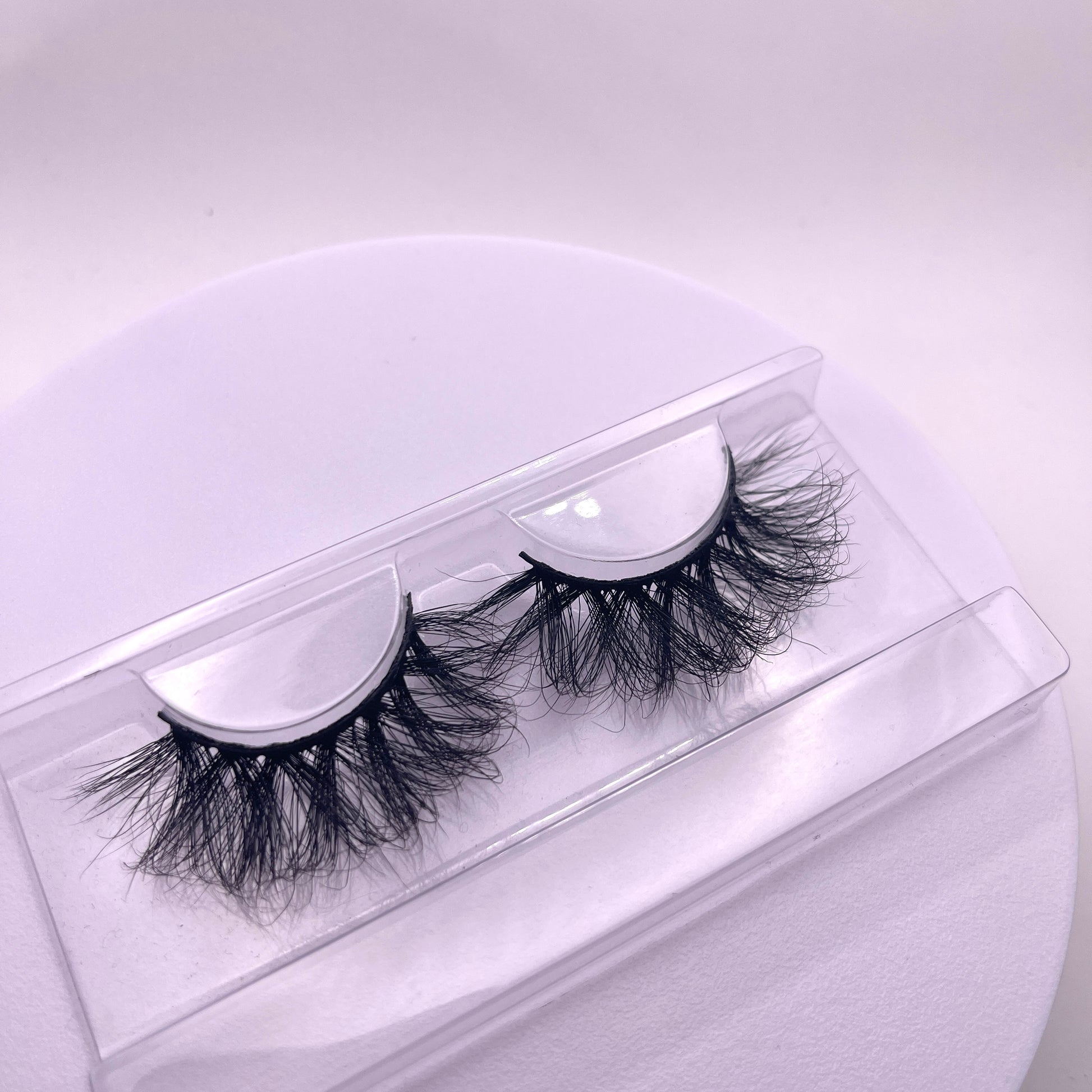 These Extravagance lashes by Teirrah Seinek are for those of us who love to be extra. These 22mm wispy lashes are perfect for a night out. Long lasting and re-usable up to 20+ times with proper care.  Lash Length: 22mm Full Strip Lashes